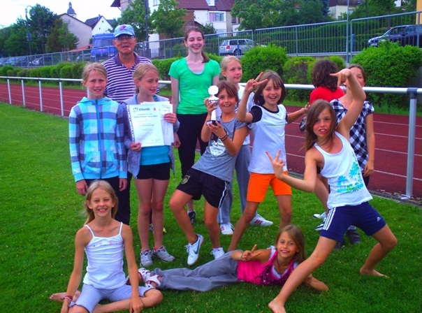 Die Leichtathletik Mädchen in Mosbach-Elztal Die Leichtathletik Mädchen in Mosbach-Elztal
