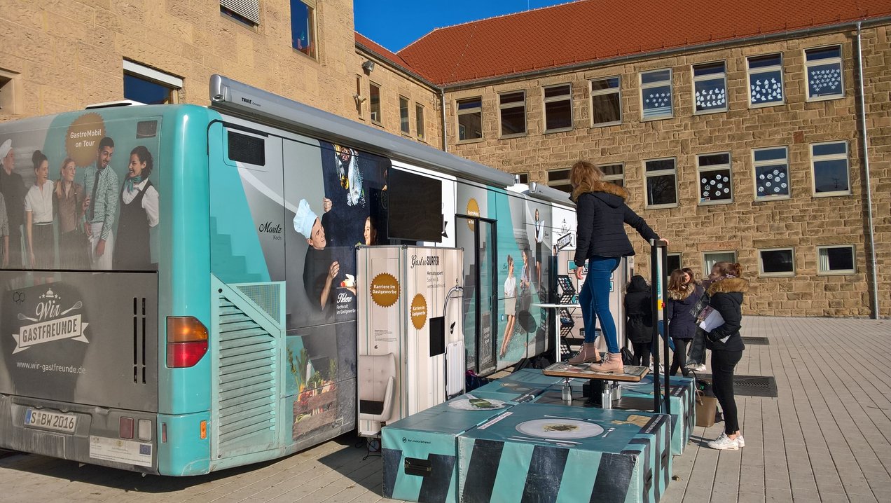 Das Gastromobil zu Gast in Knittlingen Das Gastromobil zu Gast in Knittlingen
